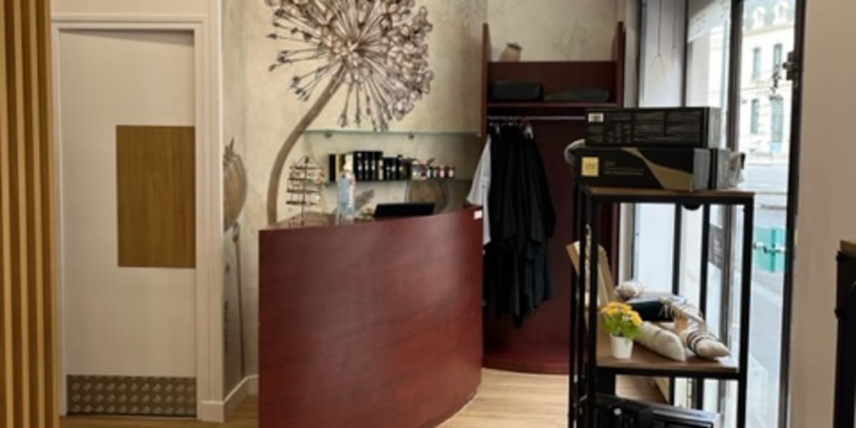 Sandrine Deliance - Coiffure Villeurbanne - Photo de couverture - OneBooking