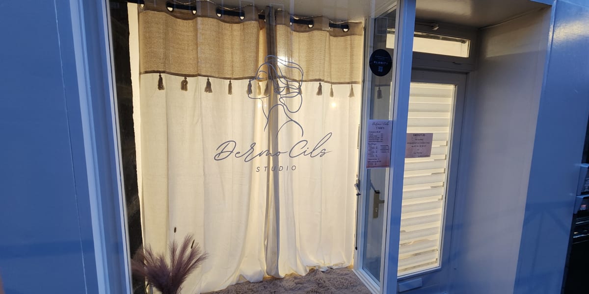 Derma&Cils - Sourcils & cils Clermont-Ferrand - Photo de couverture - OneBooking