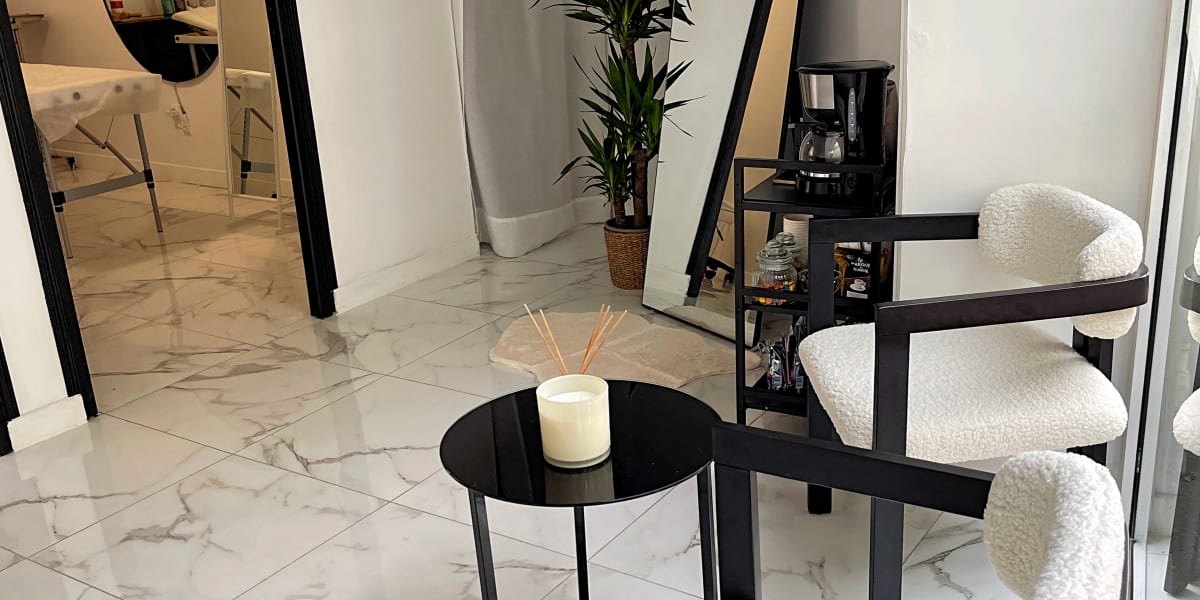 Clinicskin - Coiffure Mantes-la-Jolie - Photo de couverture - OneBooking