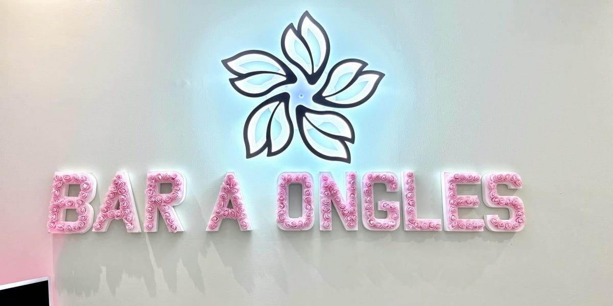 Bar à ongles Place Dupuy - Onglerie Toulouse - Photo de couverture - OneBooking