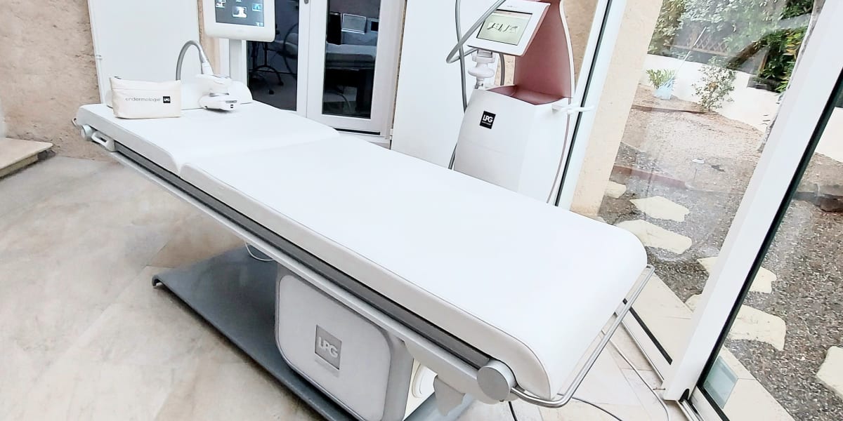 LPG - Visage & Corps - Epilation Laser - Ongles - Lifting Coréen Collagène - Sourcils & cils Fréjus - Photo de couverture - OneBooking