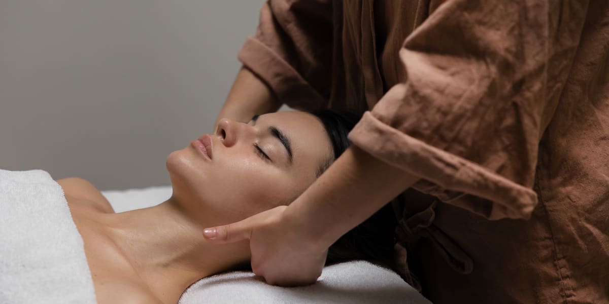 Boutique Soin de soi - Massage Bordeaux - Photo de couverture - OneBooking