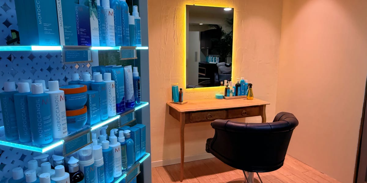 L'instant Précieux - Coiffure Alençon - Photo de couverture - OneBooking