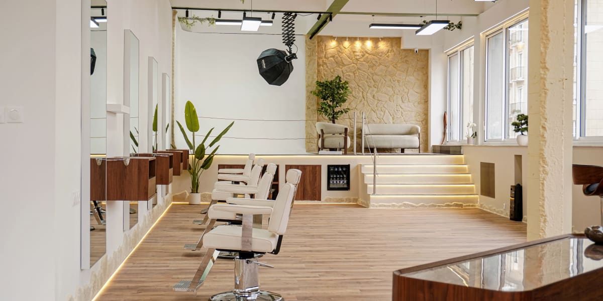 Original Box Centre - Onglerie Caen - Photo de couverture - OneBooking