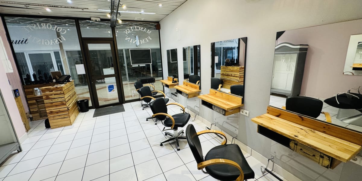 Esteban Coiffure - Coiffure Dijon - Photo de couverture - OneBooking