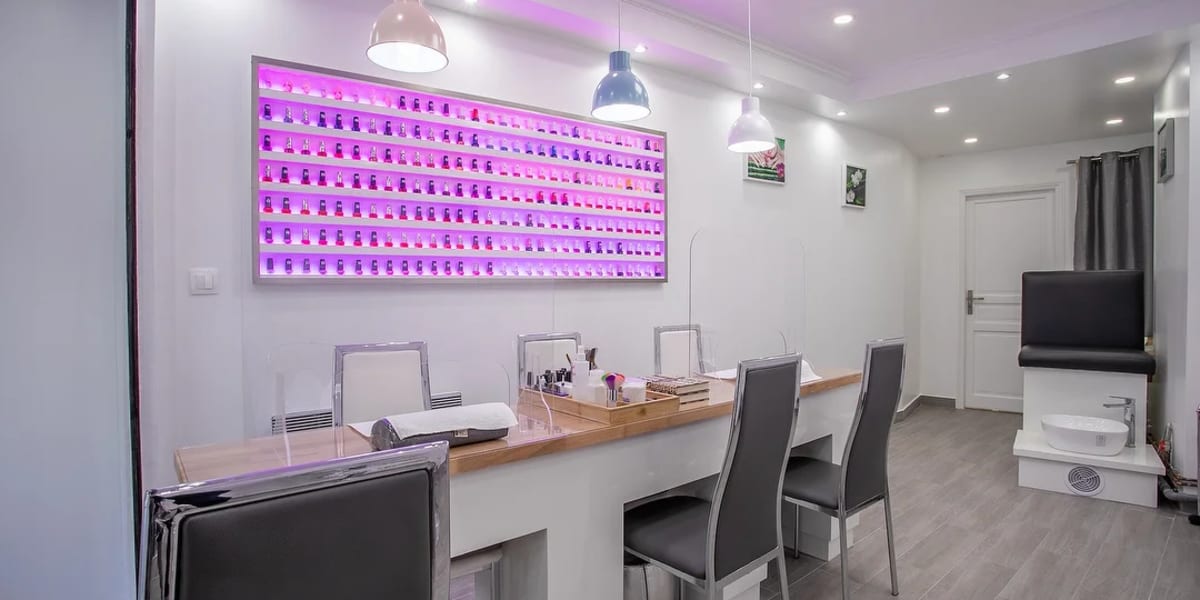 Naily Rueil - Onglerie Rueil-Malmaison - Photo de couverture - OneBooking