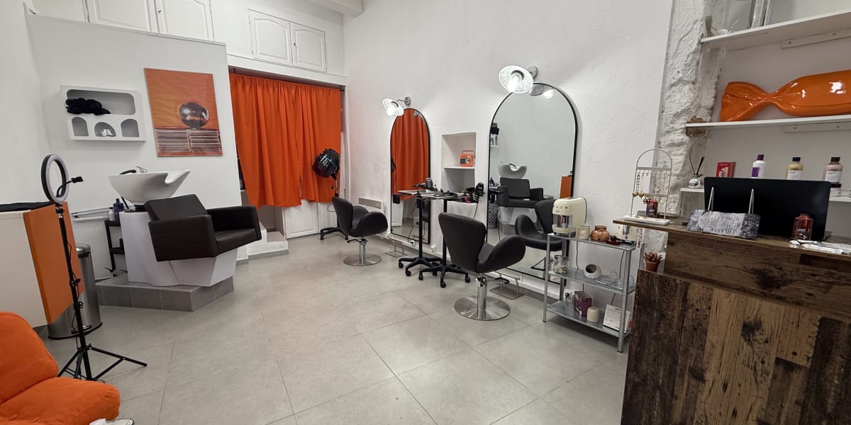Amber Studio - Coiffure Marseille - Photo de couverture - OneBooking
