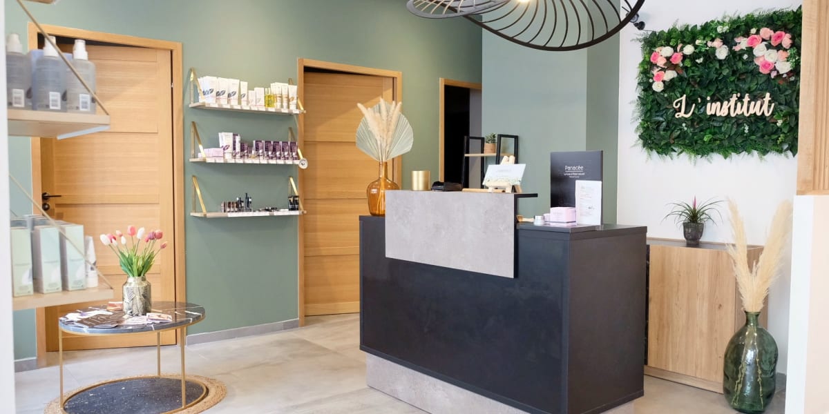 L’Institut - Sourcils & cils Saint-Priest - Photo de couverture - OneBooking