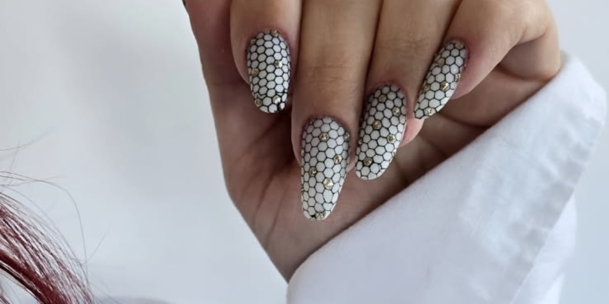 Ink My Nails - Onglerie Nantes - Photo de couverture - OneBooking