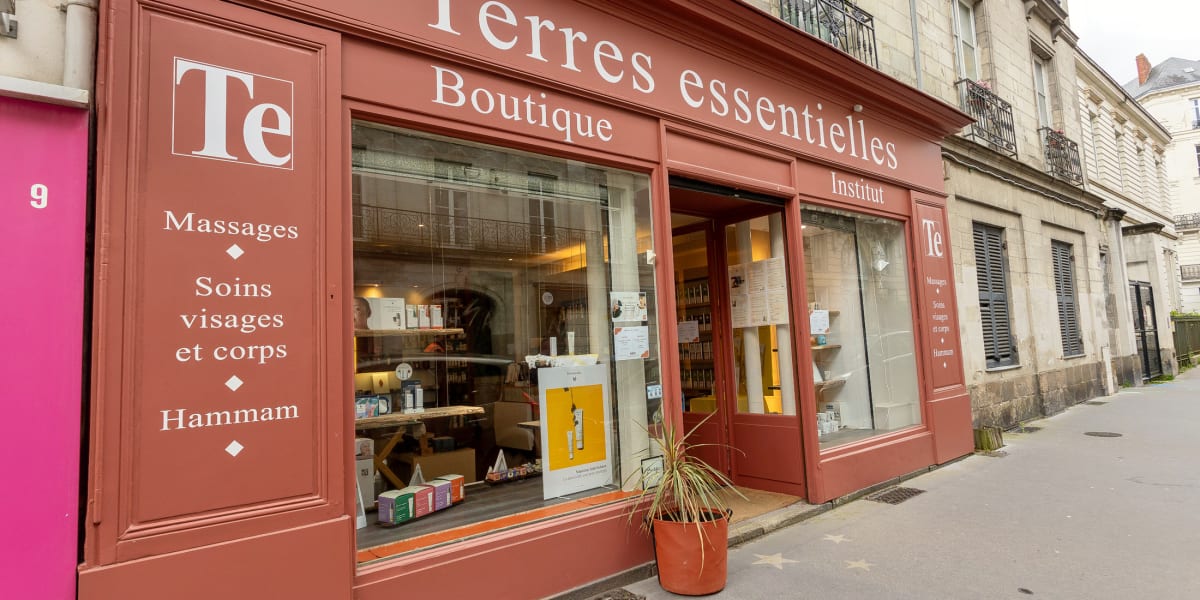 Terres Essentielles - Épilation Nantes - Photo de couverture - OneBooking