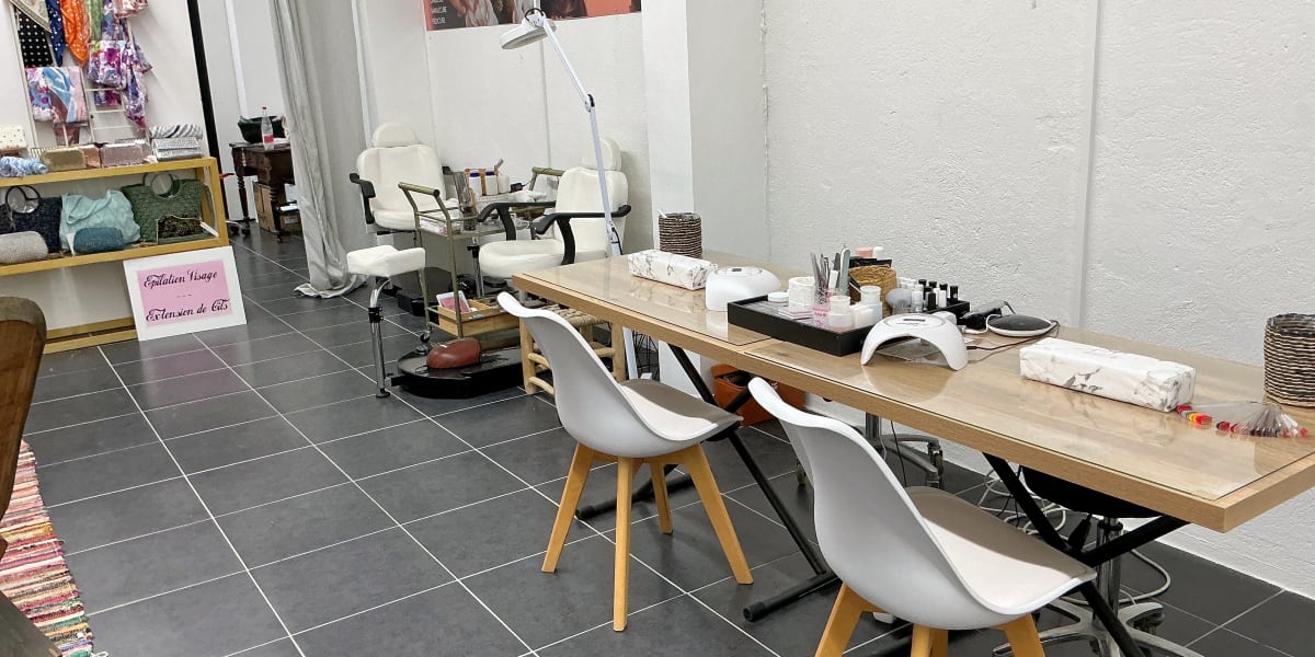 Ethnical Tresses africaines - Ongles - Beauté du regard - Onglerie Canet-en-Roussillon - Photo de couverture - OneBooking