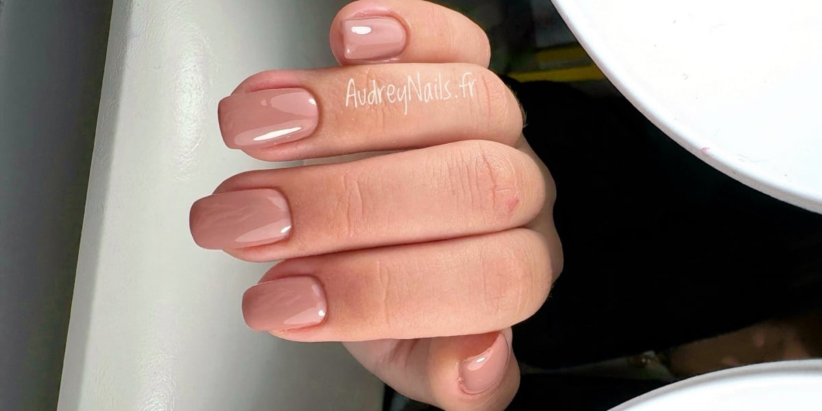 Audrey Nails - Onglerie Clermont-Ferrand - Photo de couverture - OneBooking