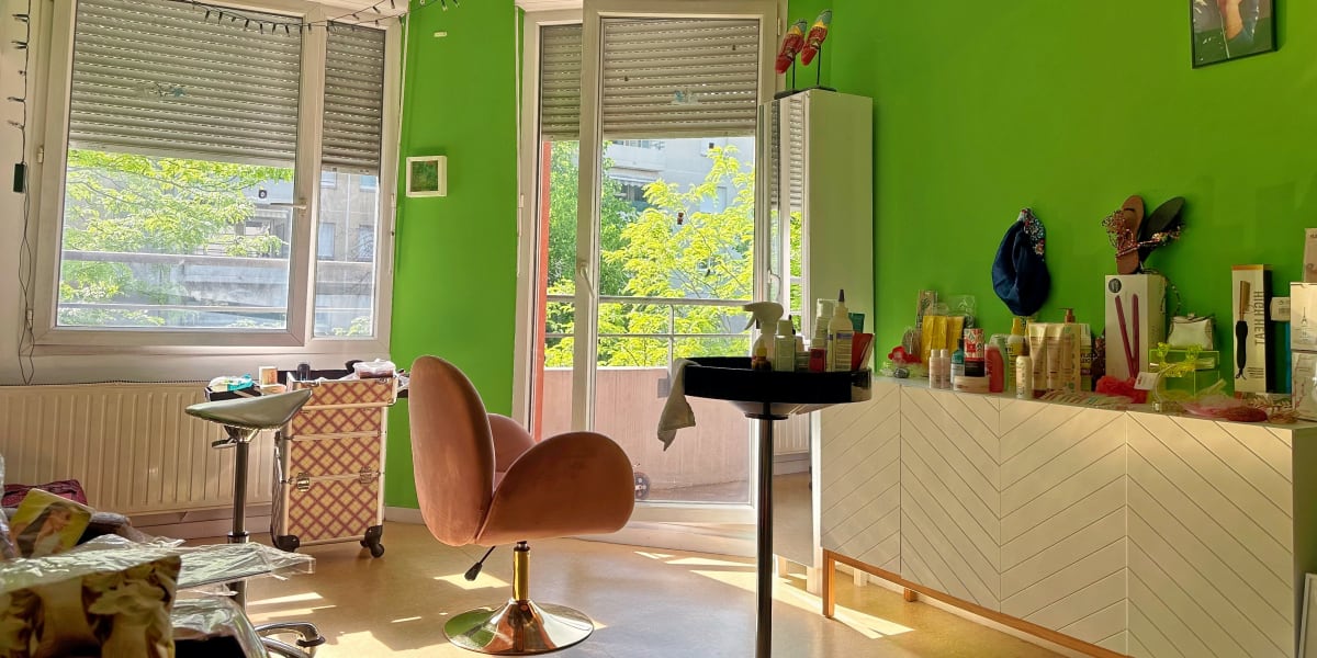 Main d’ange & M coiffure mixte domicile - Coiffure Grenoble - Photo de couverture - OneBooking