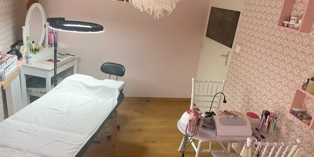 K & L Beauty - Sourcils & cils Vénissieux - Photo de couverture - OneBooking