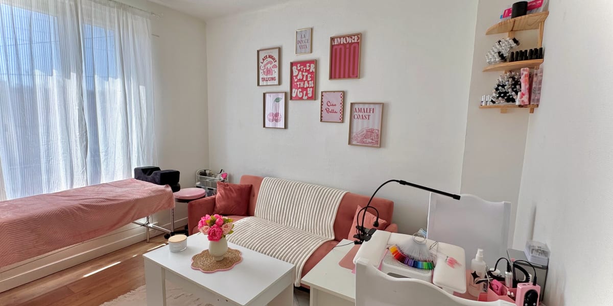 Peony Beauty - Onglerie Le Havre - Photo de couverture - OneBooking