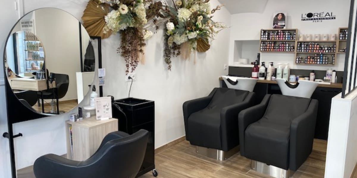 Tendance Coiffure - Coiffure Châteauroux - Photo de couverture - OneBooking