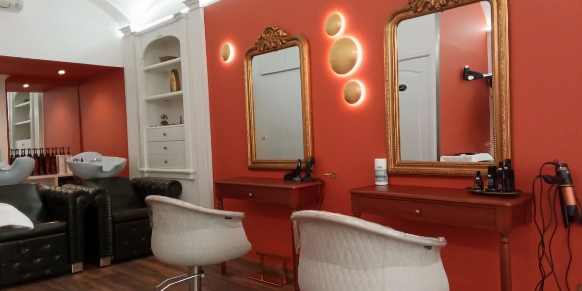 Le 33 - Coiffure Ajaccio - Photo de couverture - OneBooking