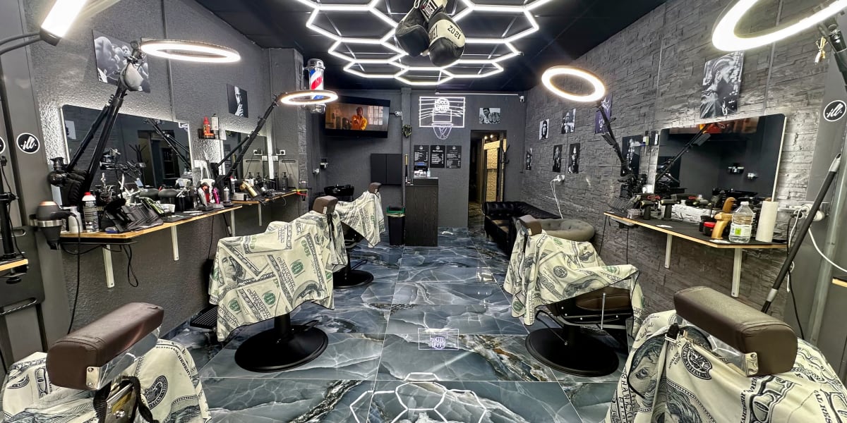 Mood Barber - Sourcils & cils Dunkerque - Photo de couverture - OneBooking