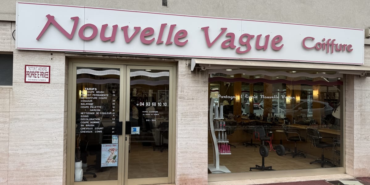 Nouvelle Vague Coiffure - Coiffure Cannes - Photo de couverture - OneBooking