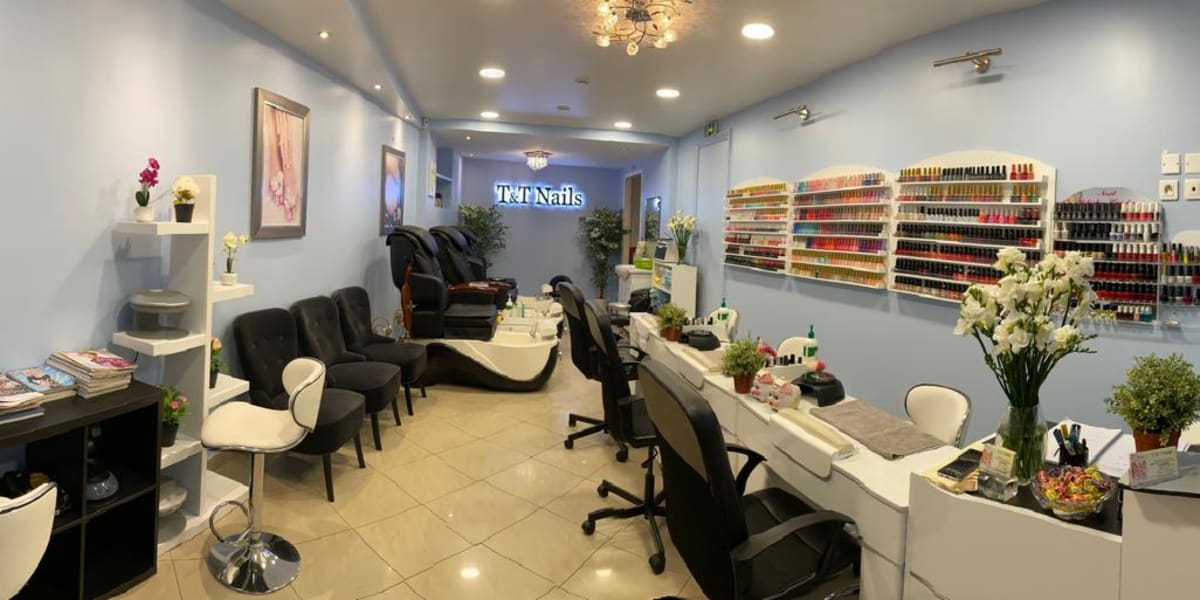 T&T Nails - Sourcils & cils Vincennes - Photo de couverture - OneBooking