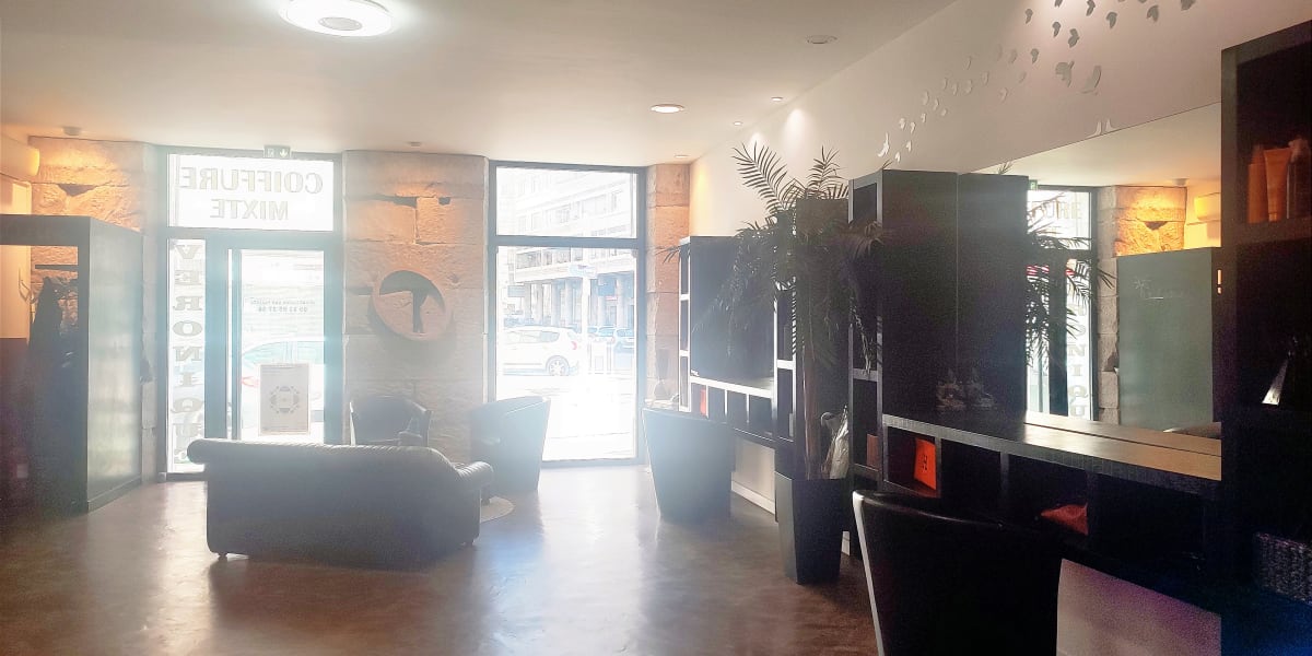 Véronique Coiffure - Maître Artisan - Coiffure Toulon - Photo de couverture - OneBooking