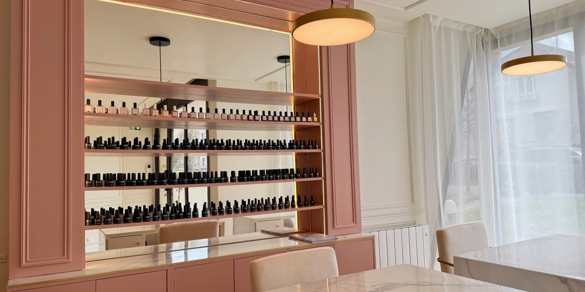 Meden - Sourcils & cils Saint-Maur-des-Fossés - Photo de couverture - OneBooking