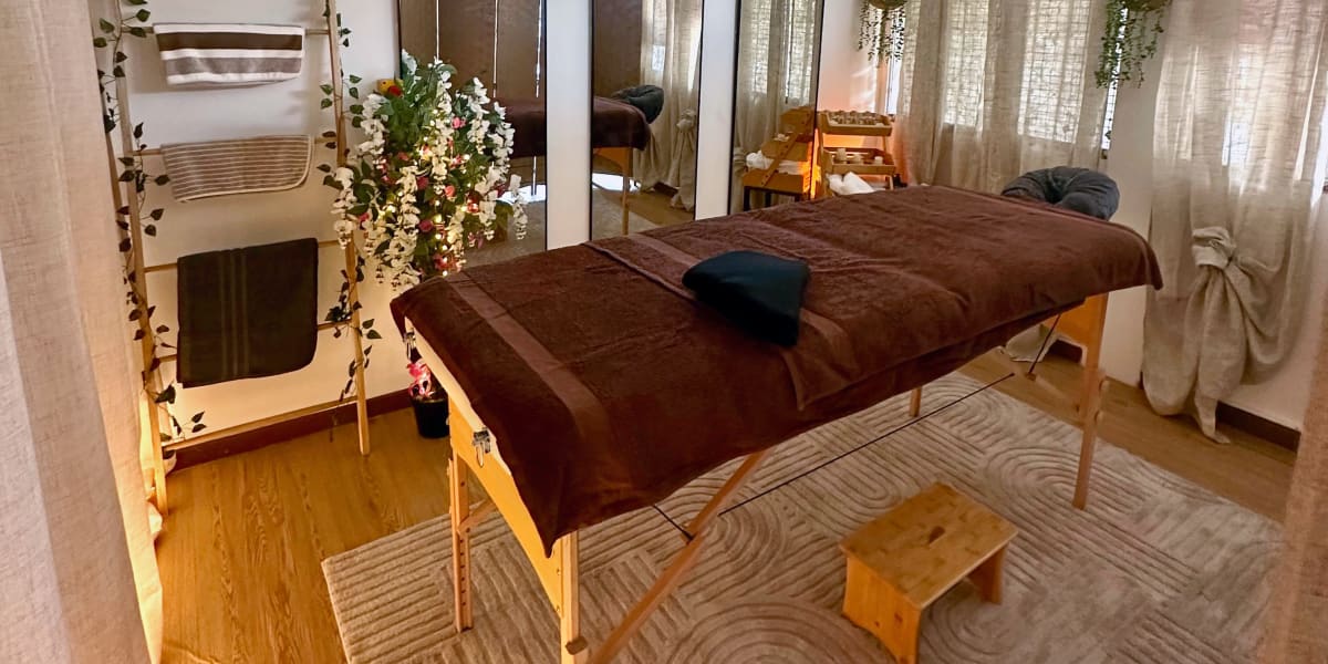 Solune Yoga Studio - Centre de Bien-Être - Massage Le Grau-du-Roi - Photo de couverture - OneBooking