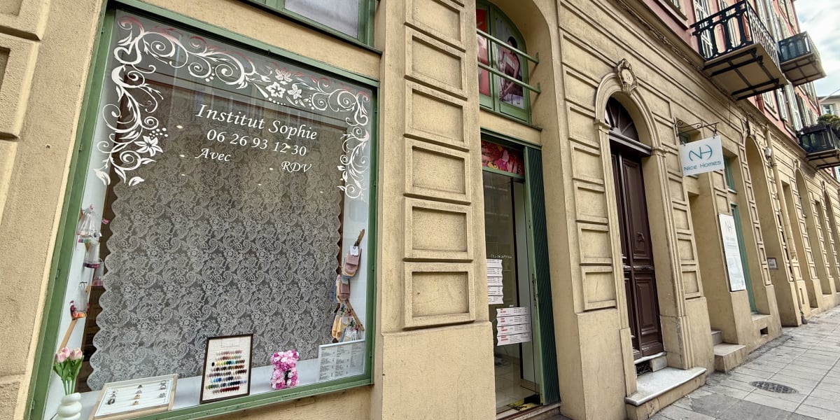 Institut Sophie - Sourcils & cils Nice - Photo de couverture - OneBooking