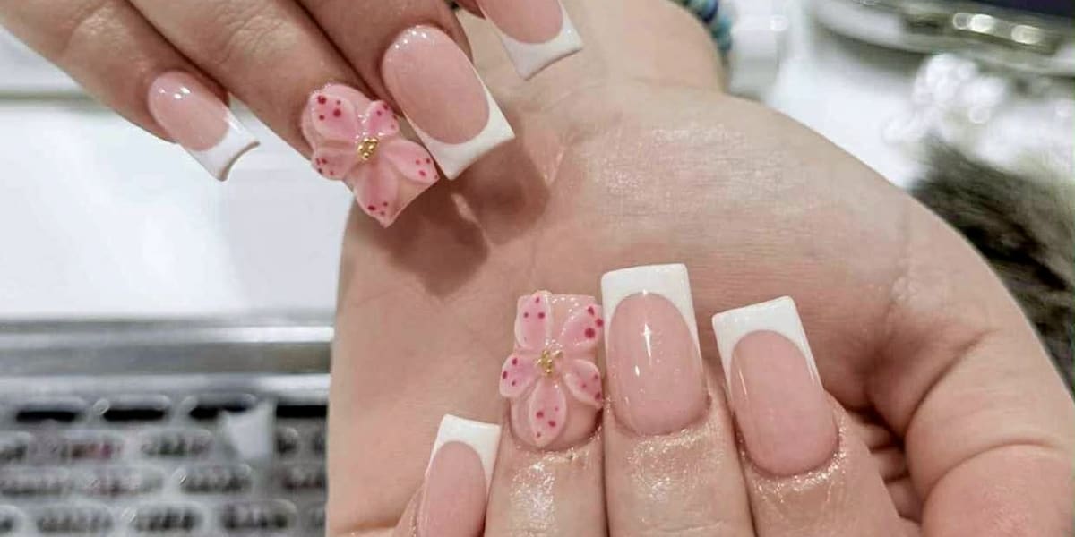 Anh nails - Onglerie Nîmes - Photo de couverture - OneBooking