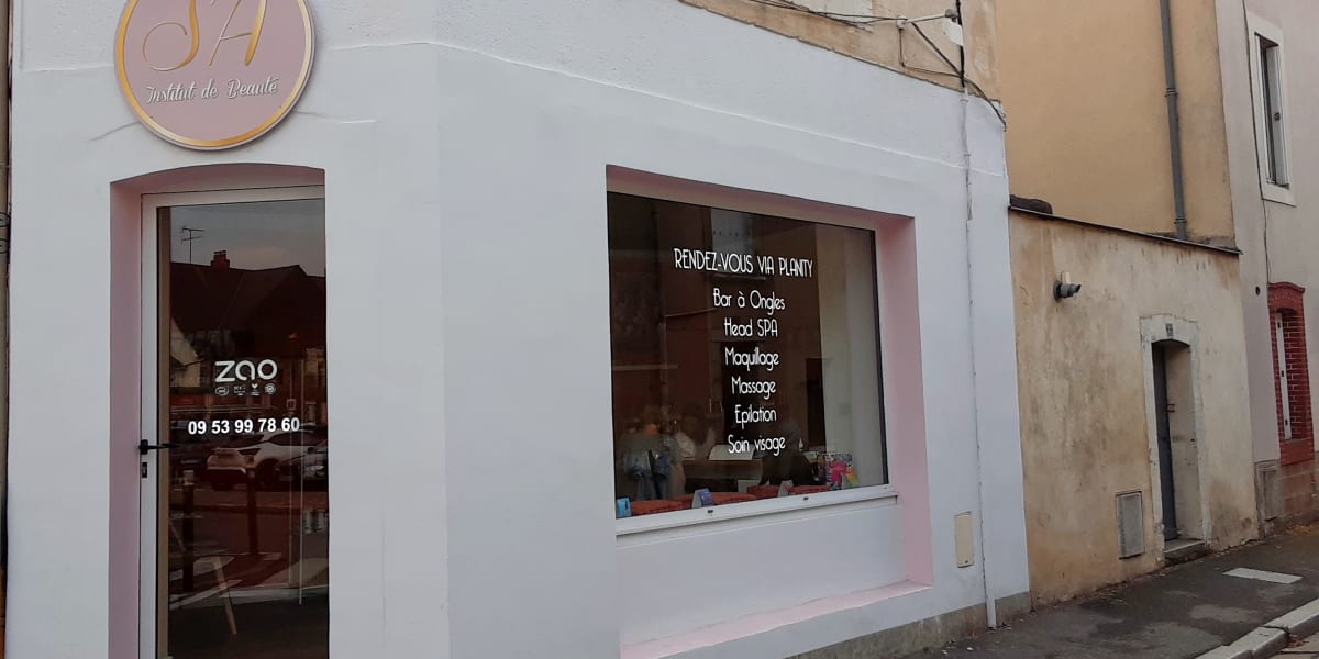 SA - Institut de Beauté - Sourcils & cils Laval - Photo de couverture - OneBooking
