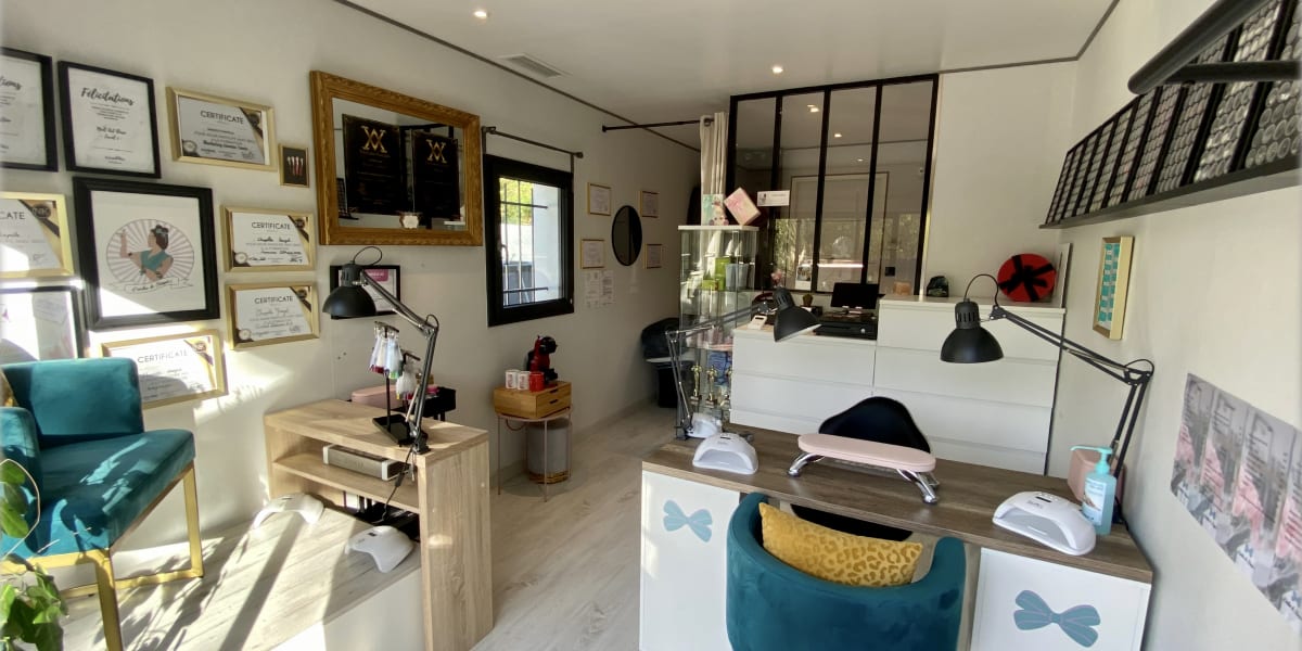 L’Atelier de Margot.C - Onglerie Cahors - Photo de couverture - OneBooking