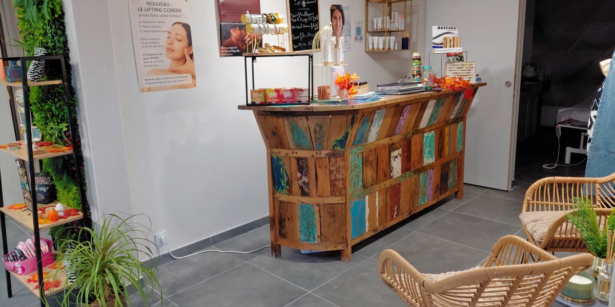 Divine Aux Doigts De Fee - Coiffure Alès - Photo de couverture - OneBooking