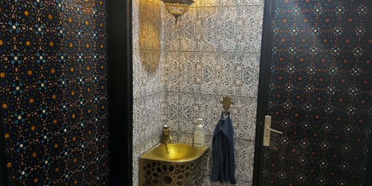 Le Temple des Dames - Sourcils & cils Aubagne - Photo de couverture - OneBooking