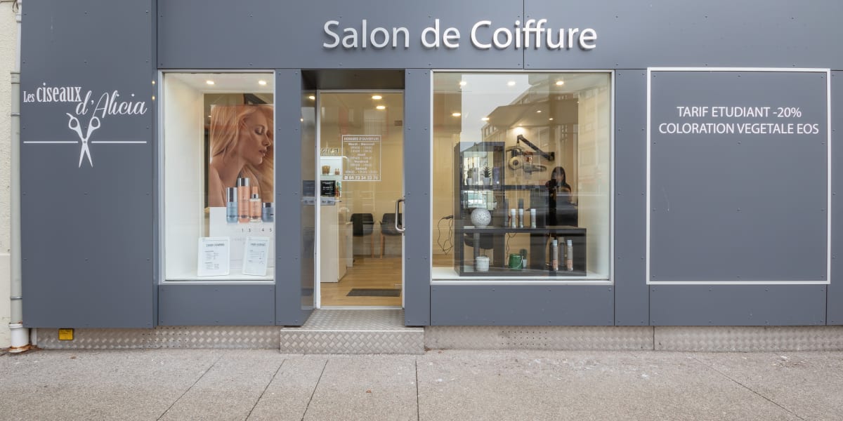 Les ciseaux d'Alicia - Coiffure Clermont-Ferrand - Photo de couverture - OneBooking