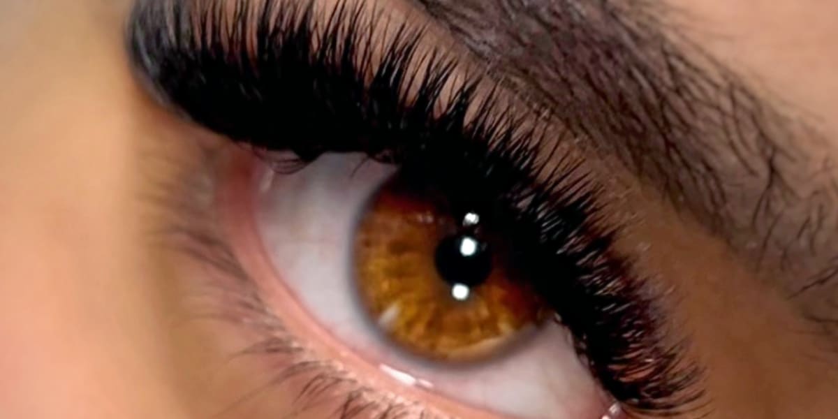 Hathor’s Institut - Sourcils & cils Montreuil - Photo de couverture - OneBooking