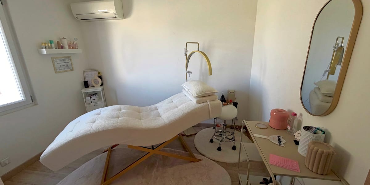 O’Lashes Beauty - Coiffure Hyères - Photo de couverture - OneBooking