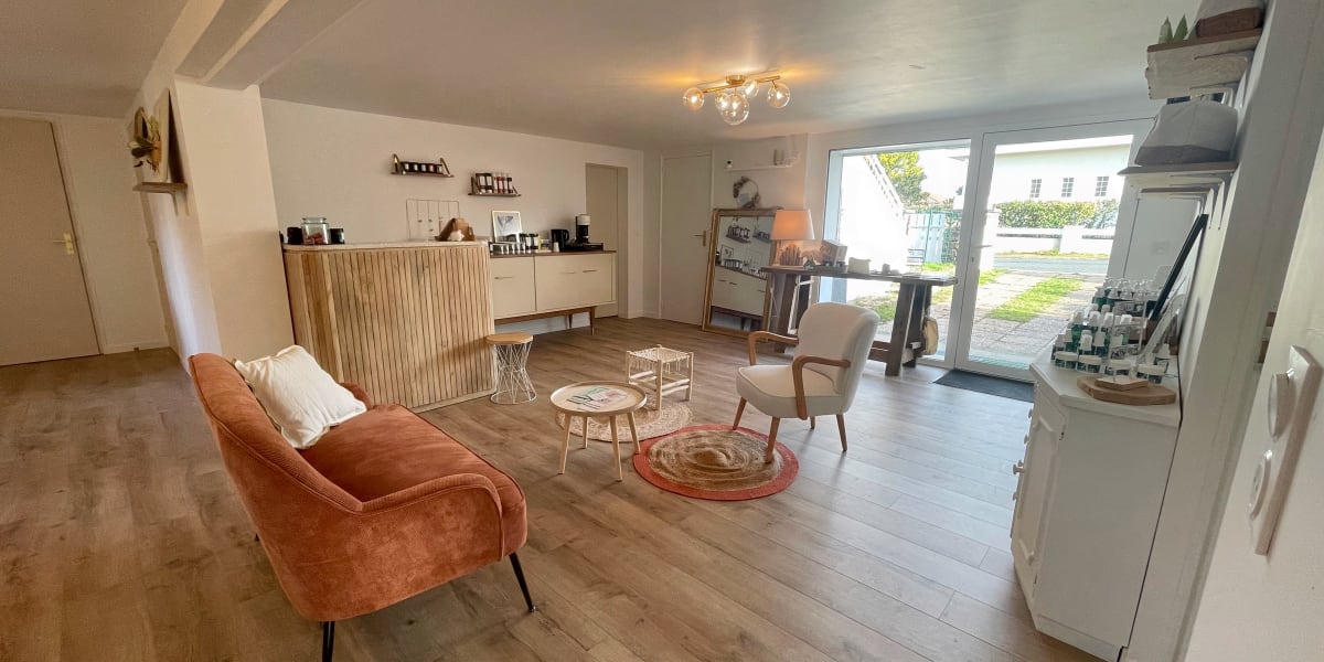 Mon rituel beaute - Onglerie Mont-de-Marsan - Photo de couverture - OneBooking