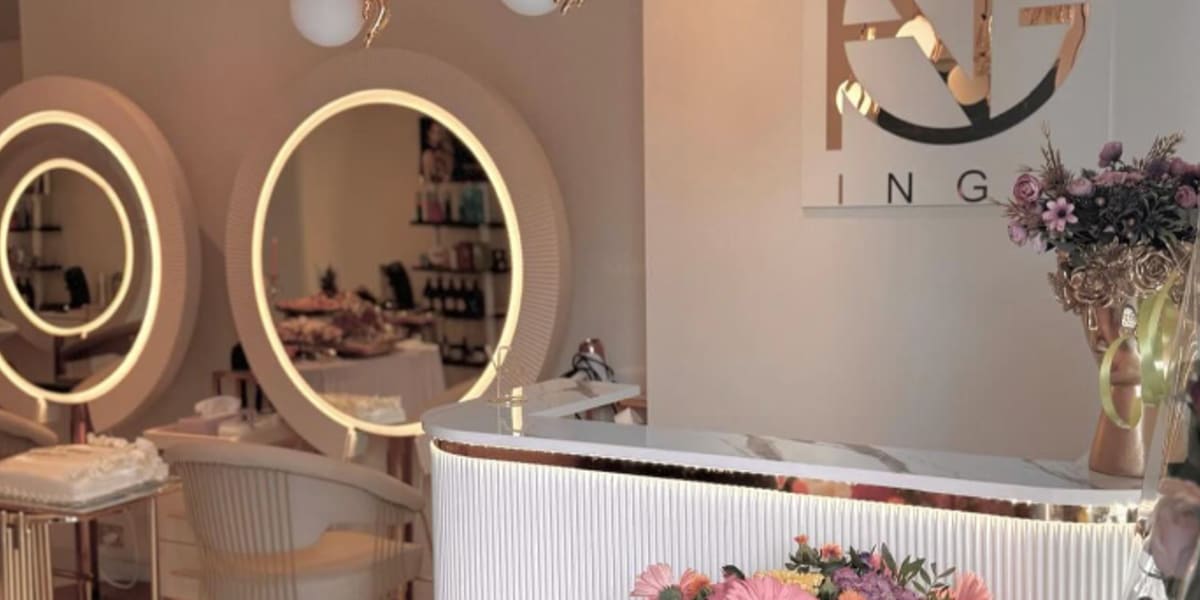 INGA BEAUTY - Coiffure Rezé - Photo de couverture - OneBooking
