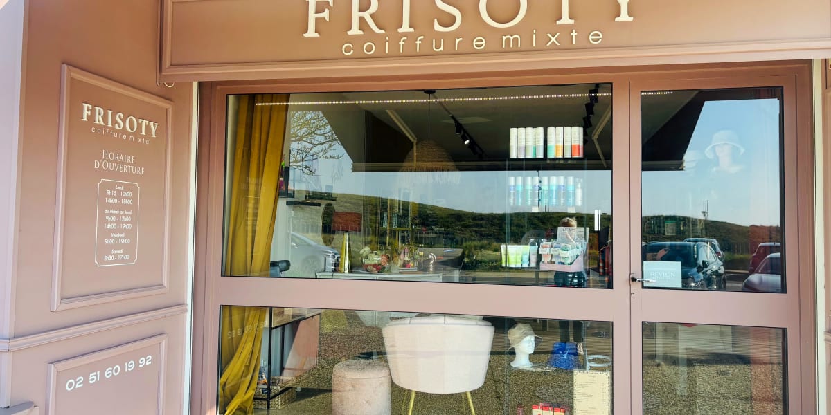 Salon Frisoty - Coiffure Saint-Hilaire-de-Riez - Photo de couverture - OneBooking