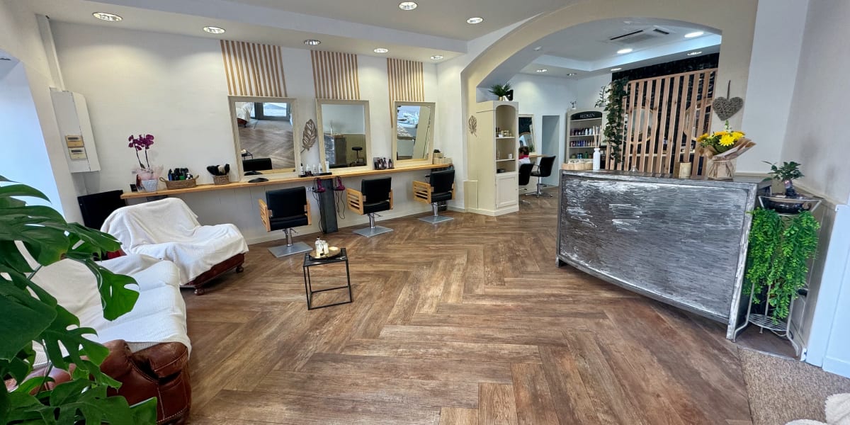 L'atelier Glam - Coiffure Alès - Photo de couverture - OneBooking