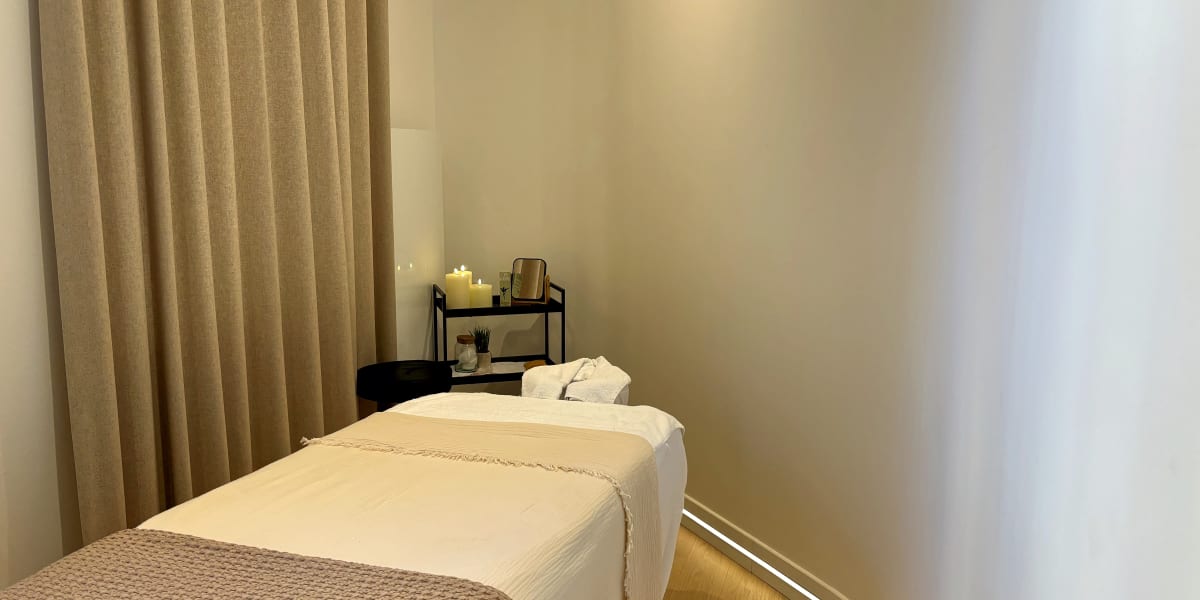 Aura | Soins Visages & Massages Bien-Être - Rennes - Institut de beauté Rennes - Photo de couverture - OneBooking