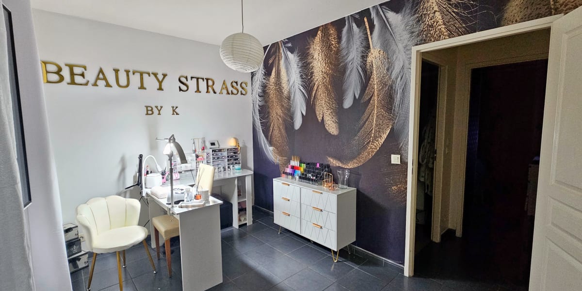 Beauty Strass By K - Onglerie Dreux - Photo de couverture - OneBooking