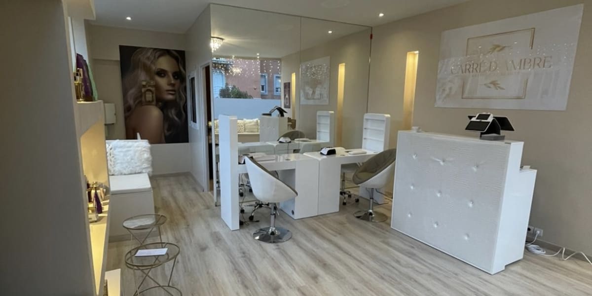 Le carrée d'Ambre - Onglerie Aix-les-Bains - Photo de couverture - OneBooking