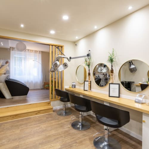 Le salon Angel et Gwen - Maison 211 - Coiffure Castres - Le salon Angel et Gwen - Maison 211 - Photo Galerie - OneBooking