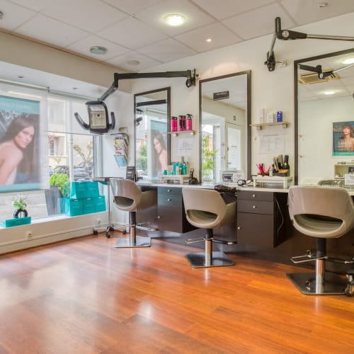 Family Art - Coiffure Toulouse - Family Art - Photo Galerie - OneBooking