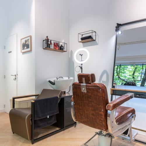 Ak Hair - Barbier Paris - Ak Hair - Photo Galerie - OneBooking
