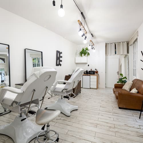 Le Regard Revolver - Sourcils & cils Paris - Le Regard Revolver - Photo Galerie - OneBooking