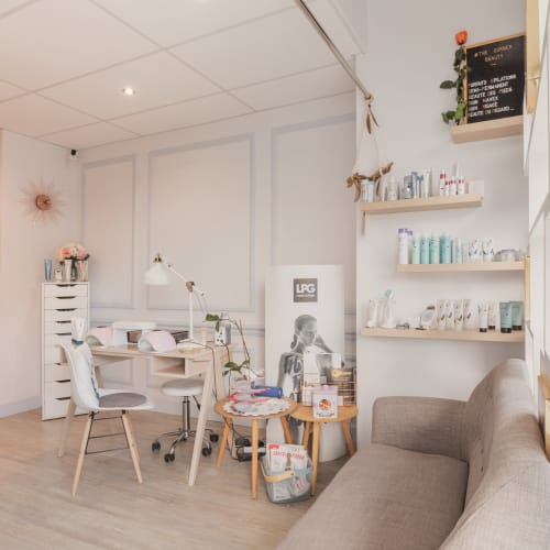 The Corner Beauty - Sourcils & cils Nice - The Corner Beauty - Photo Galerie - OneBooking