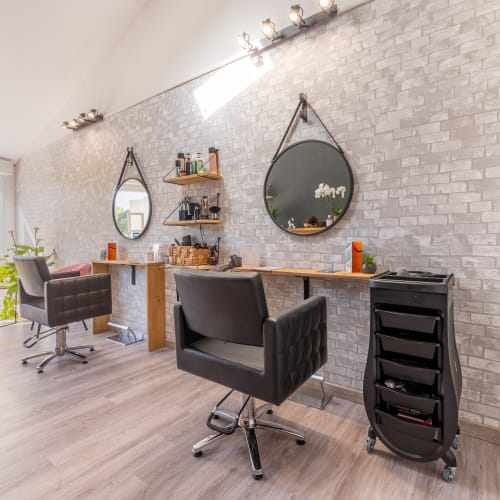 Atelier Cob - Coiffure Lunel - Atelier Cob - Photo Galerie - OneBooking