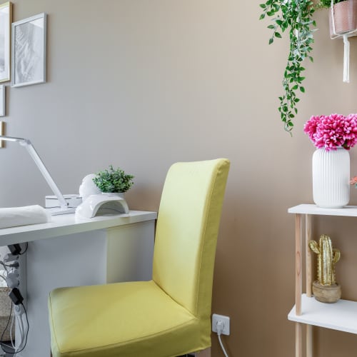 Institut Naguia - Just Beauty - Coiffure Saint-Paul-Trois-Châteaux - Institut Naguia - Just Beauty - Photo Galerie - OneBooking